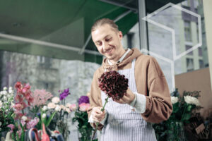 Temporary Florist Staffing: Manage Peak Season Workloads Effectively